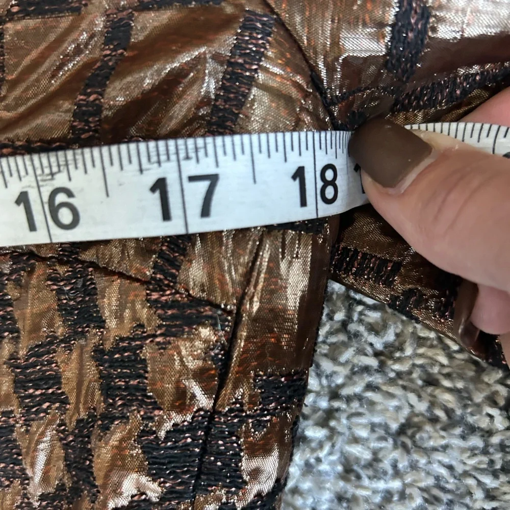 Carlisle NWOT Brown Fitted Button Up Coat Women’s US size 2 - Picture 10 of 11